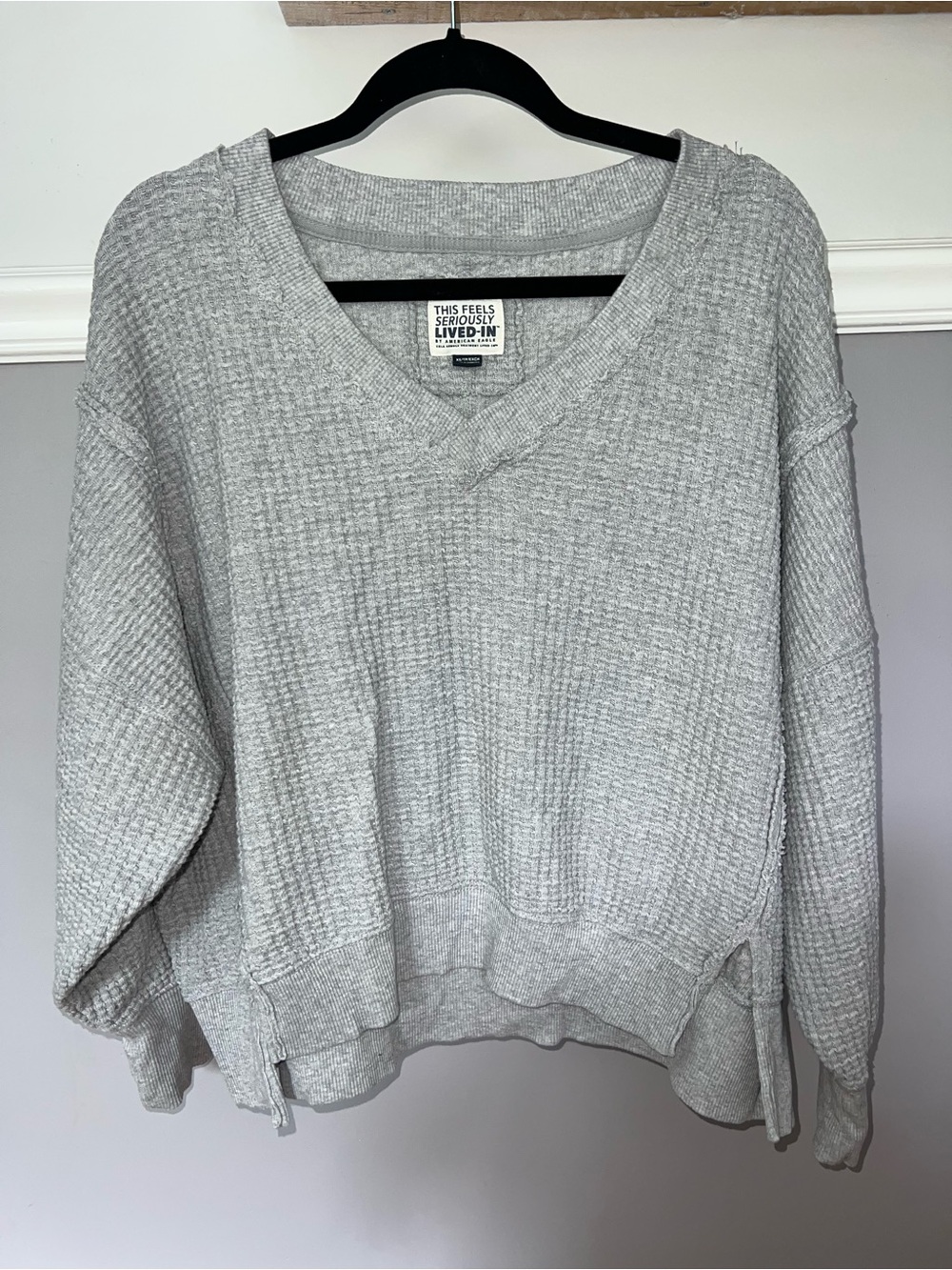 American Eagle Outfitters Oversized Gray V-Neck Waffle Knit Sweatshirt